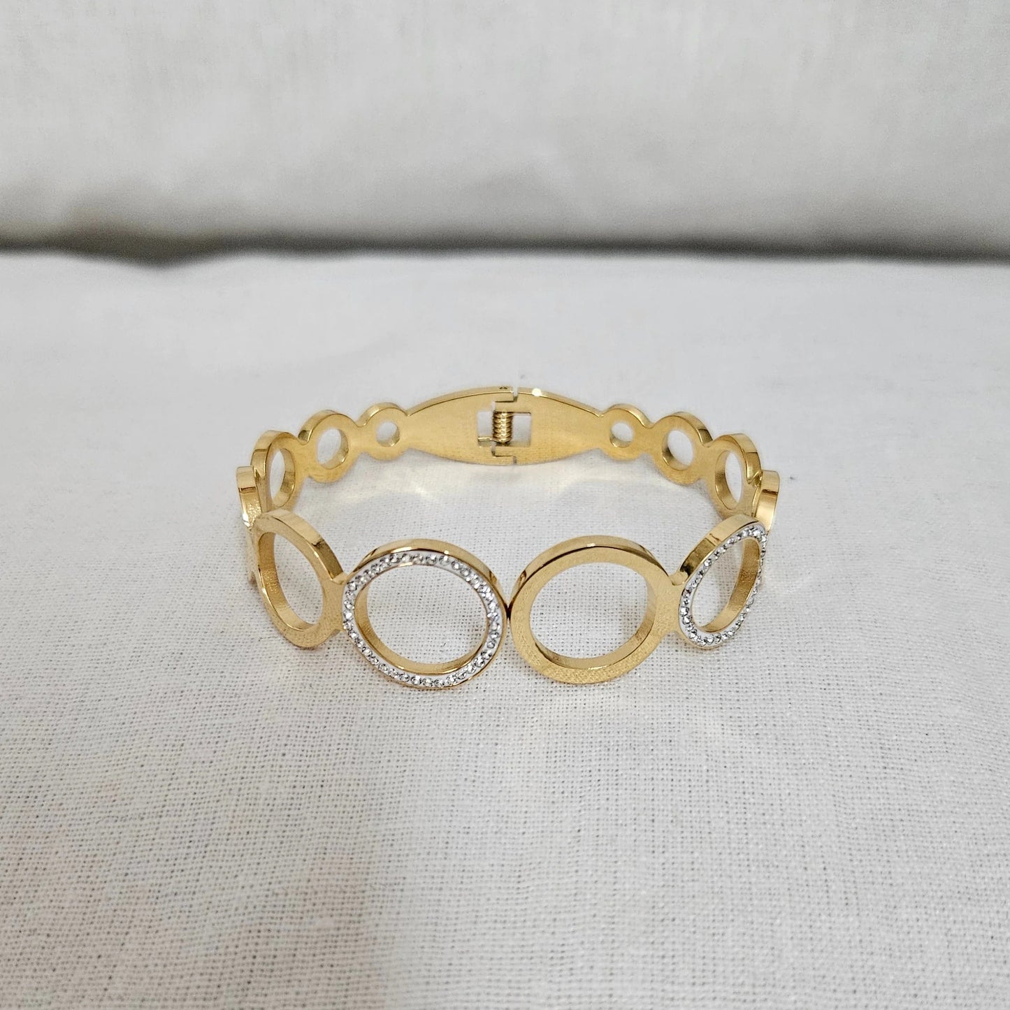 Evara- Anti-Tarnish Bracelet