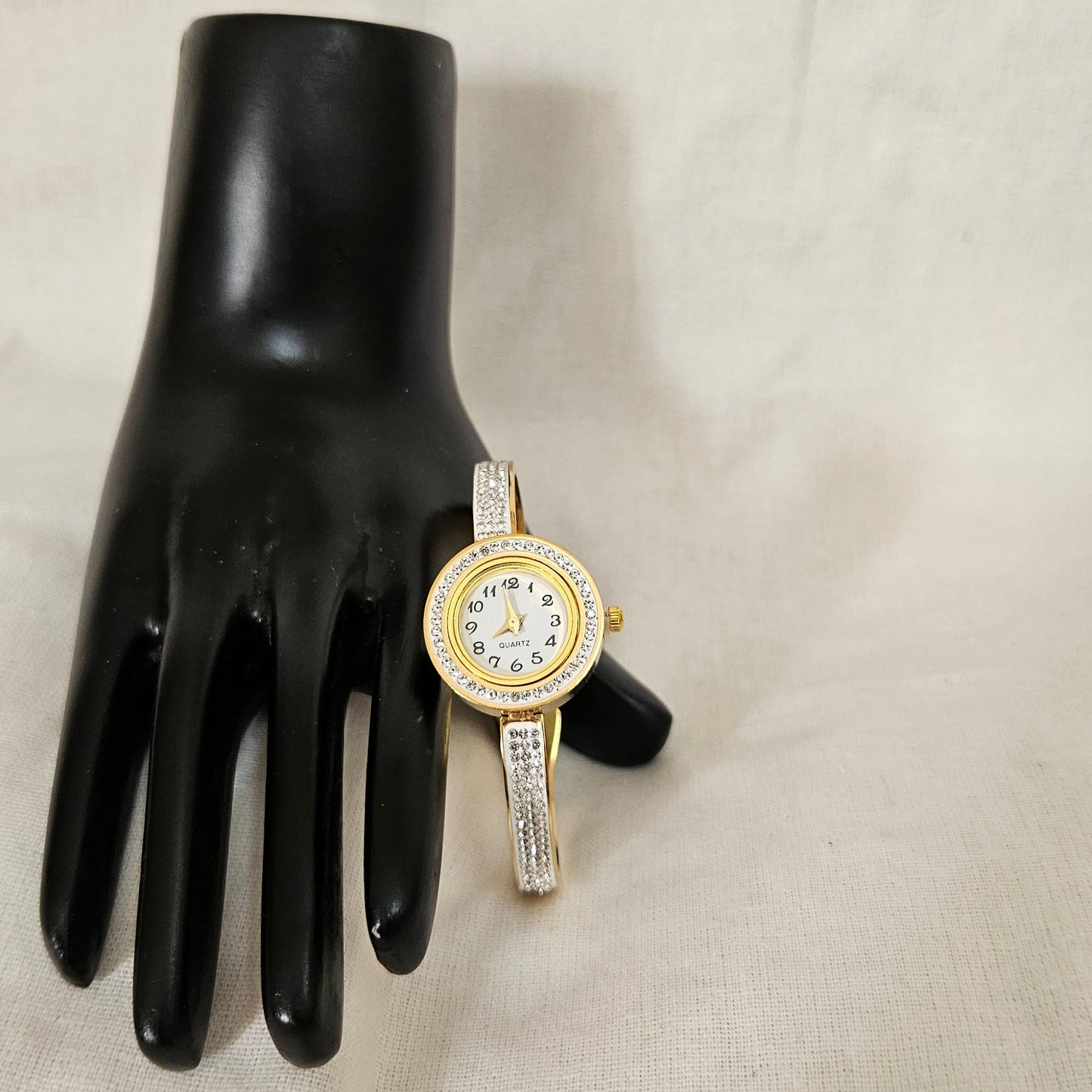 Everin – Everlasting Brilliance Anti Tarnish Bracelet Watch
