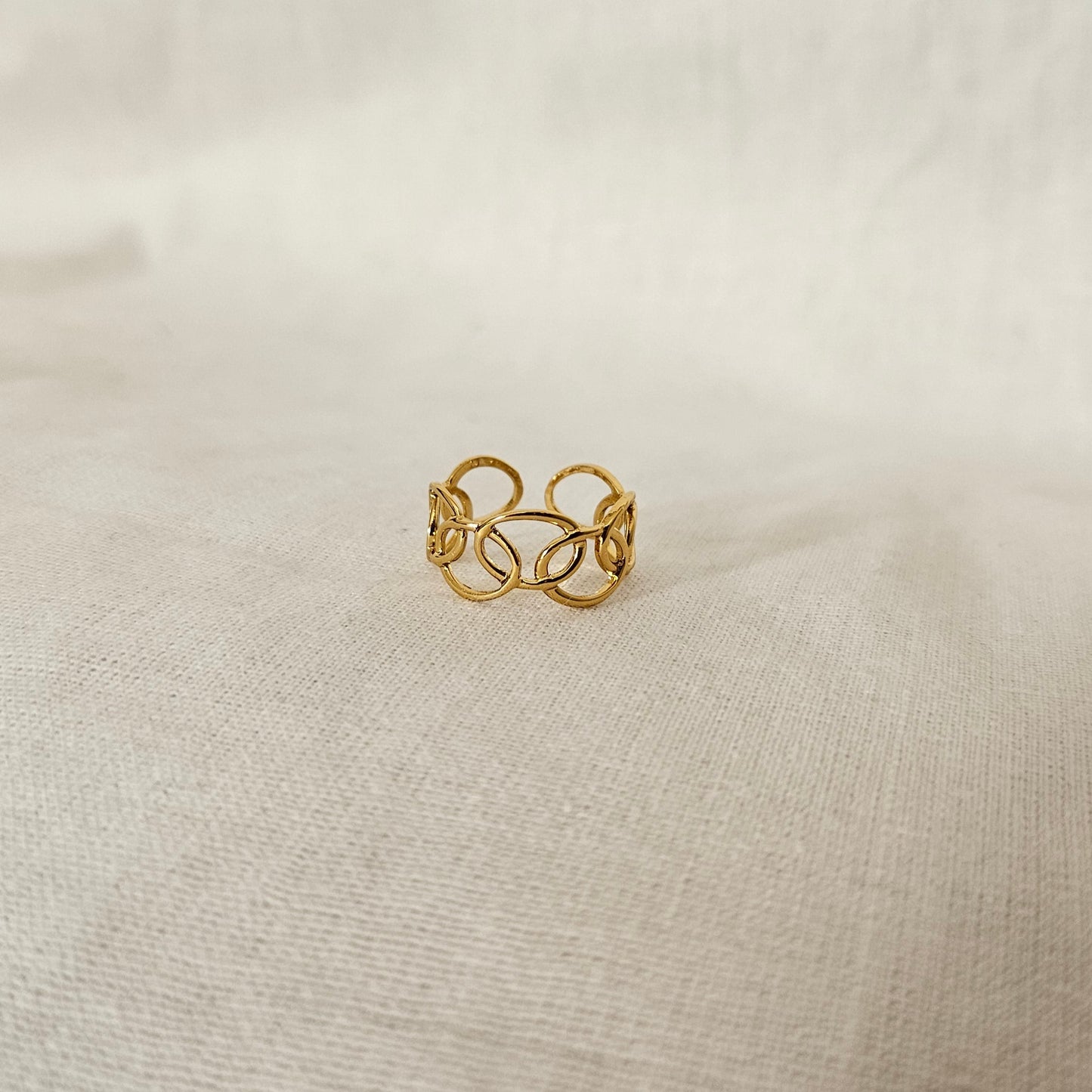 Olyssa- Anti-Tarnish Ring (Adjustable)