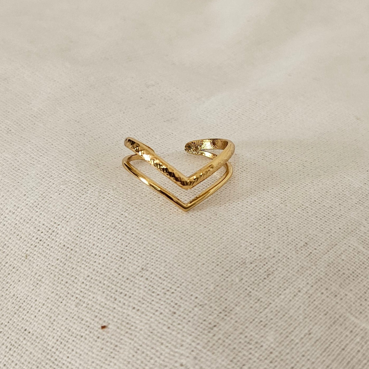 Velin- Anti-Tarnish Ring (Adjustable)