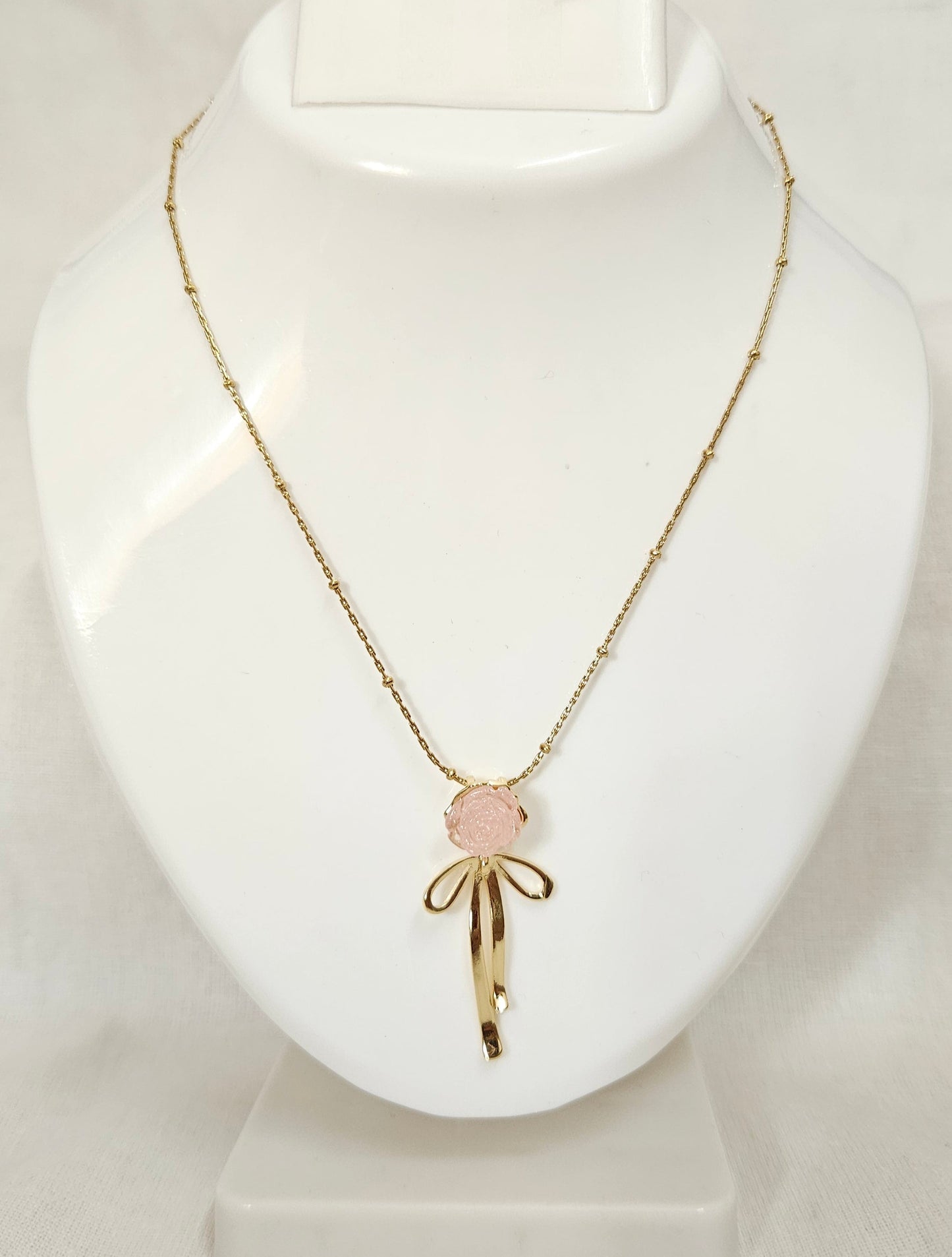 Roselle- Anti-Tarnish Chain Pendant