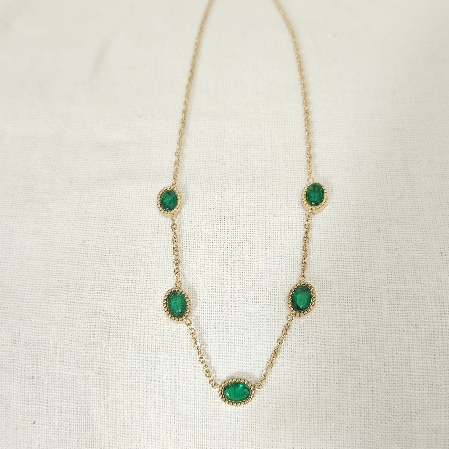 Nevara- Anti-Tarnish Chain Pendant