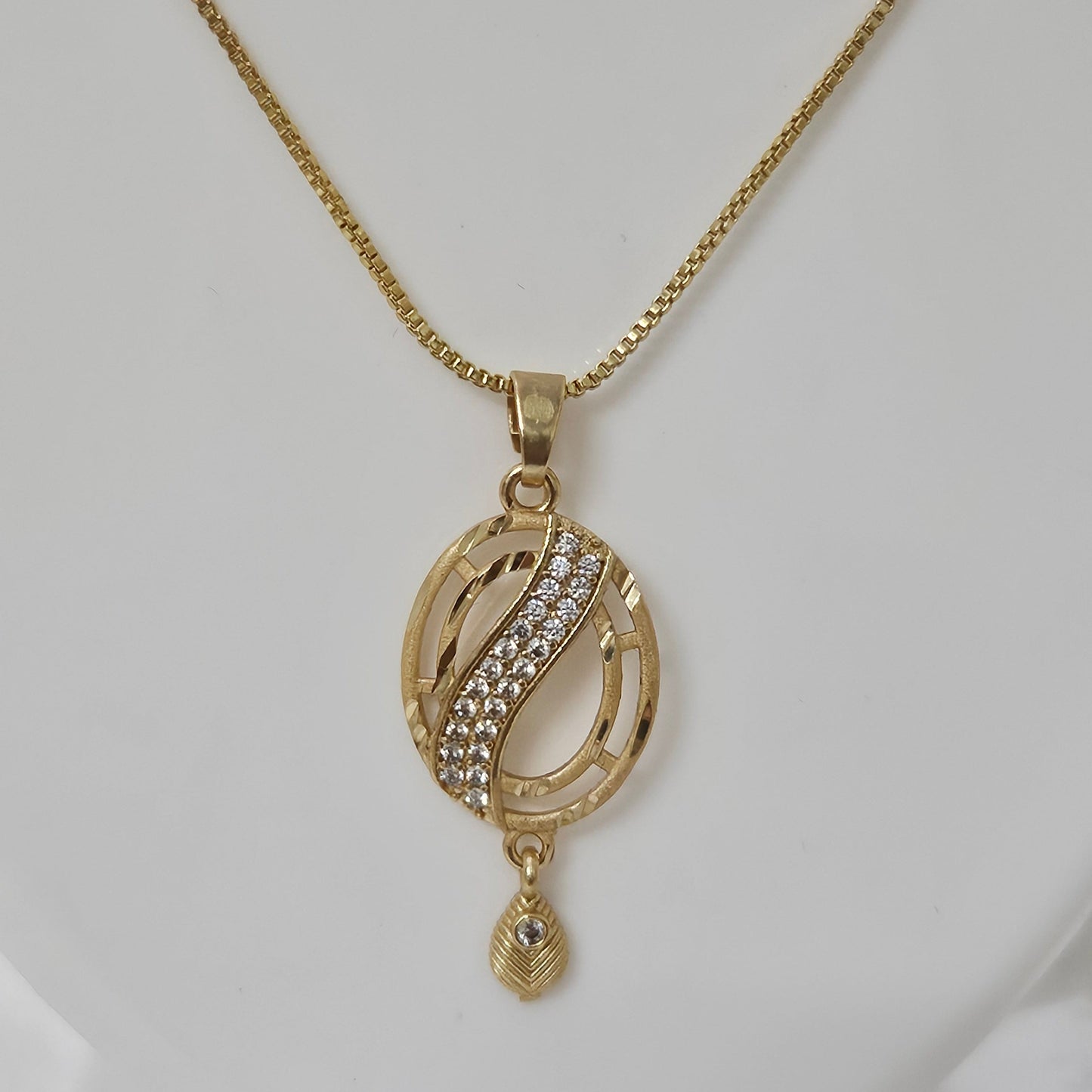 Aura Shine- Micro Gold Plated AD Studded Chain Pendant Set for Girls & Women