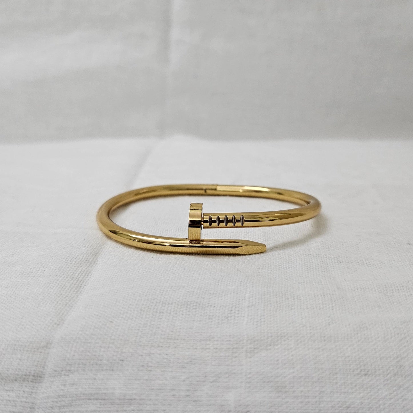 Shank- Anti-Tarnish Nail Design Bracelet