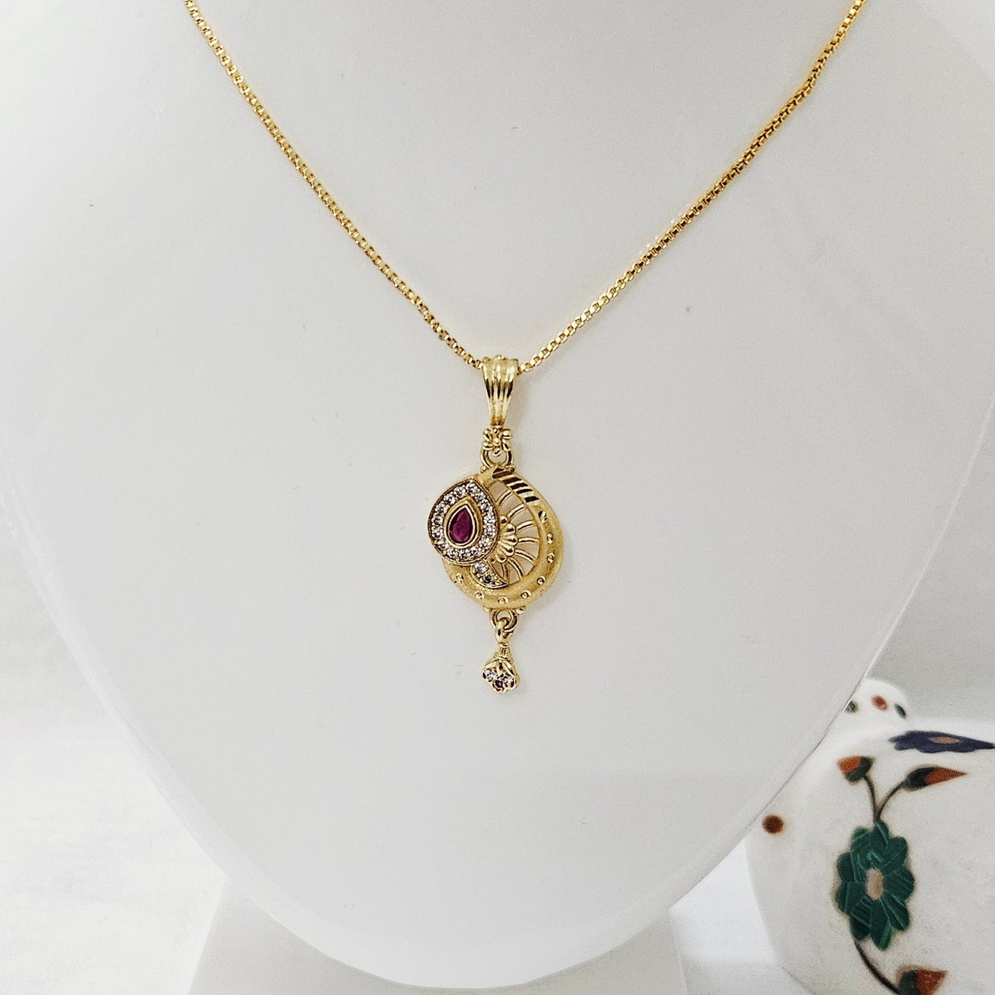 Tvesha– Chain Pendant Set for Girls & Women
