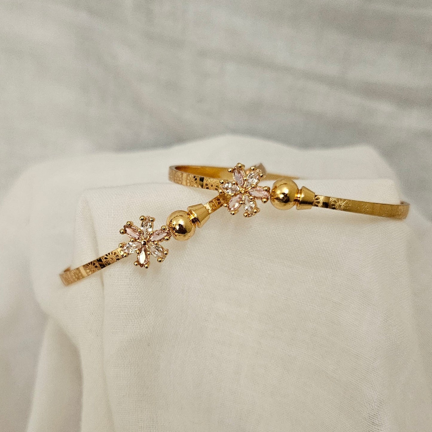 Suhana- Kada Pair| Bracelet for Girls & Women (Adjustable)