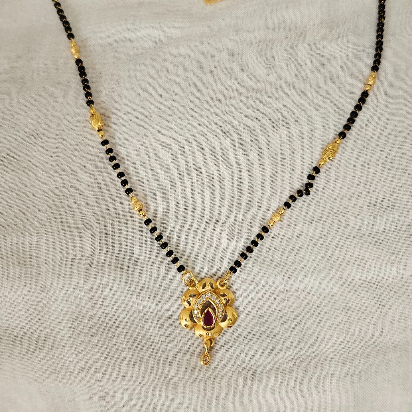 Ridhira- Women's Traditional Mangalsutra