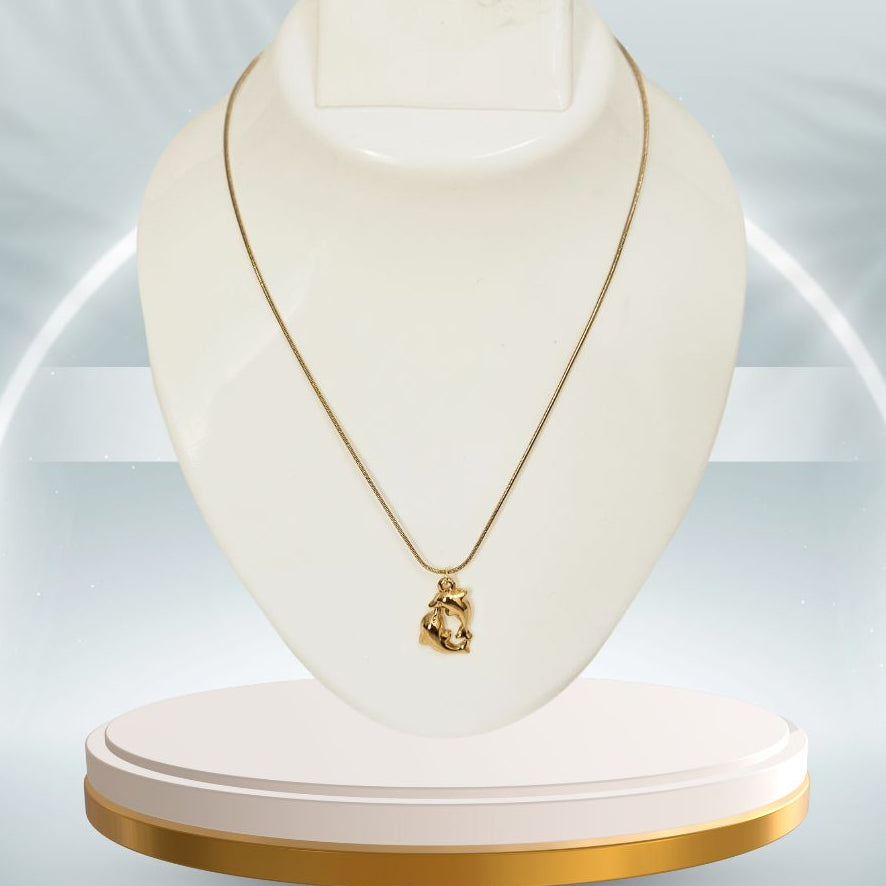Twyra – Two Fish Anti-Tarnish Chain Pendant
