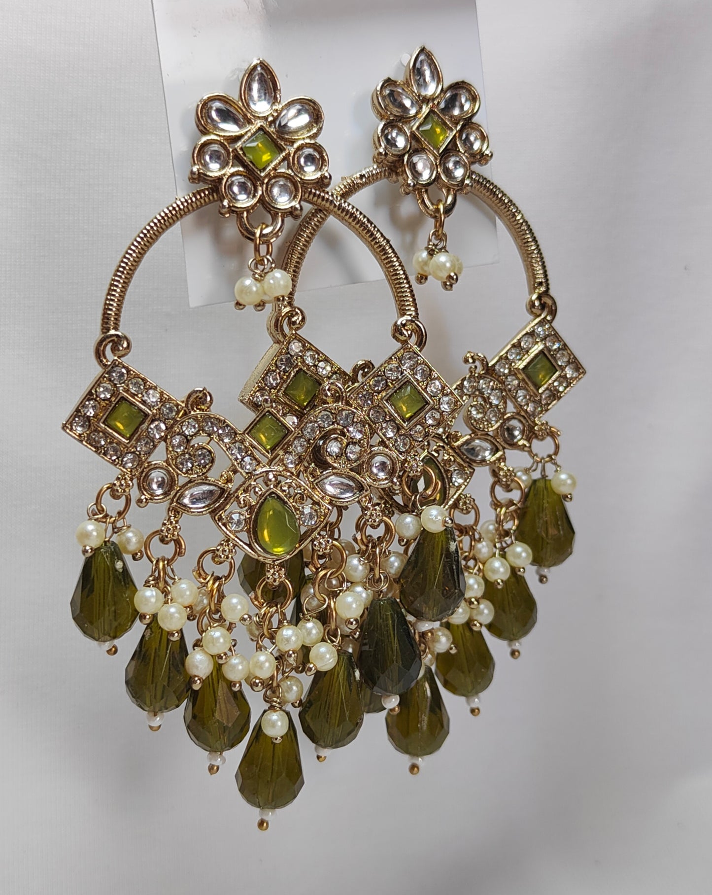 Gia : Earring for Women