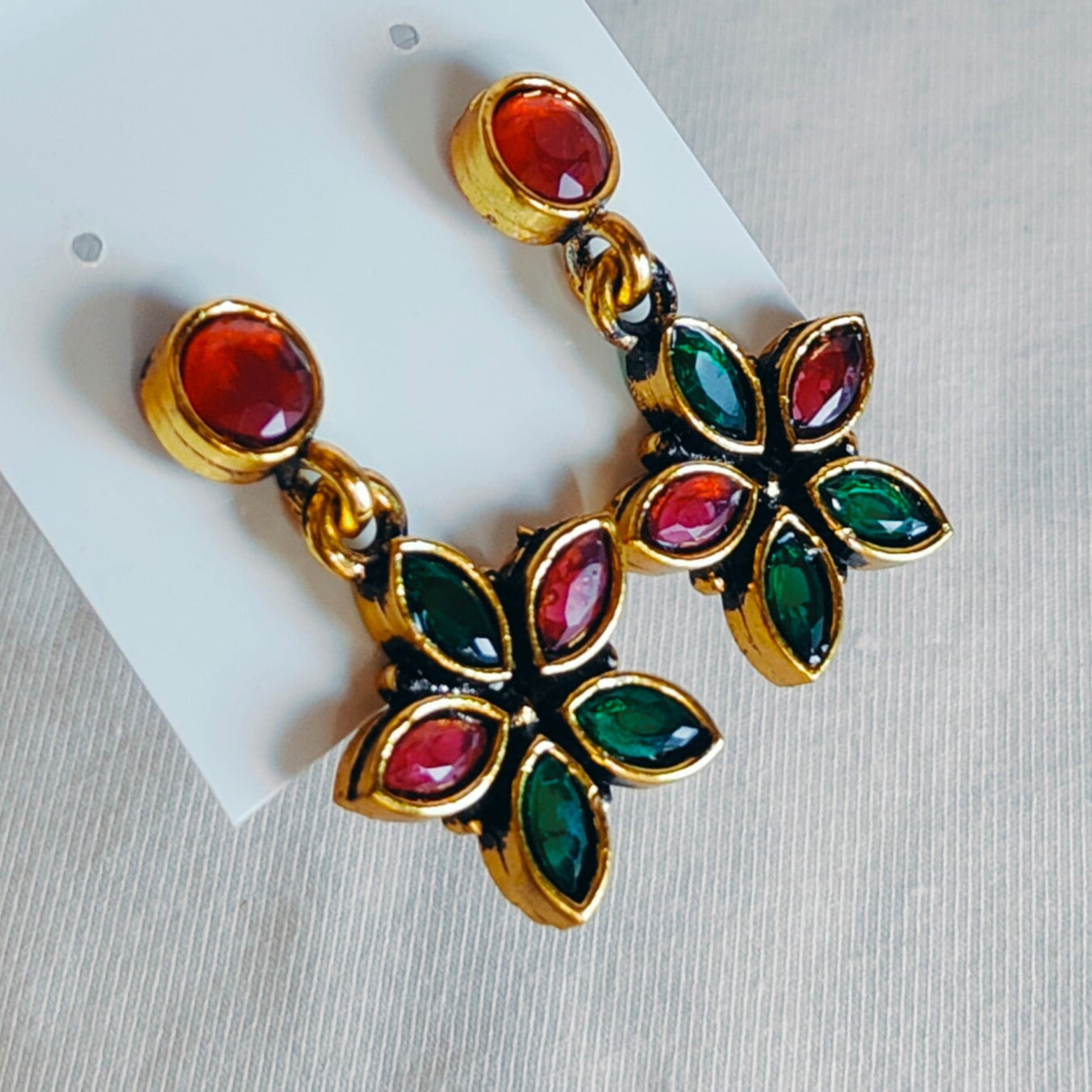 Esha : Earring for Women