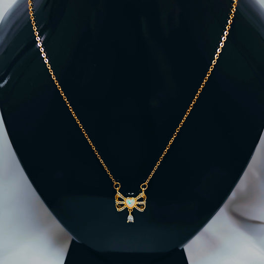 Lumora - Anti Tarnish Pendant